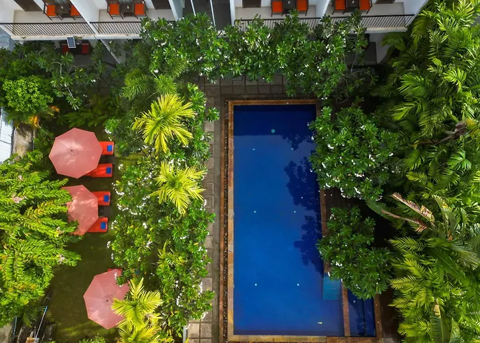 Cozy Boutique City-centre Hotel 4*