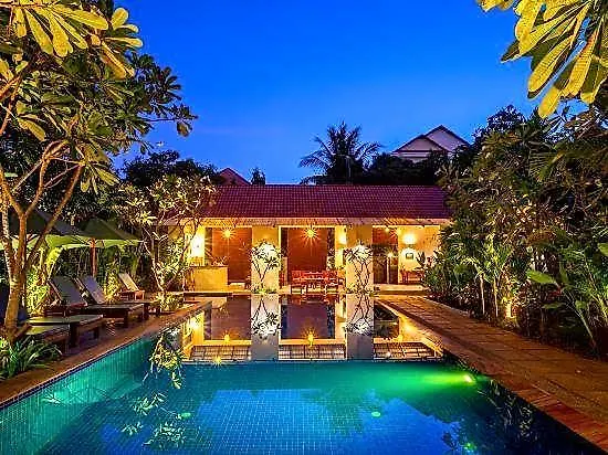 Cozy Boutique City-centre Hotel 4*
