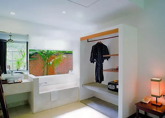 Cozy Boutique City-centre 酒店 4*