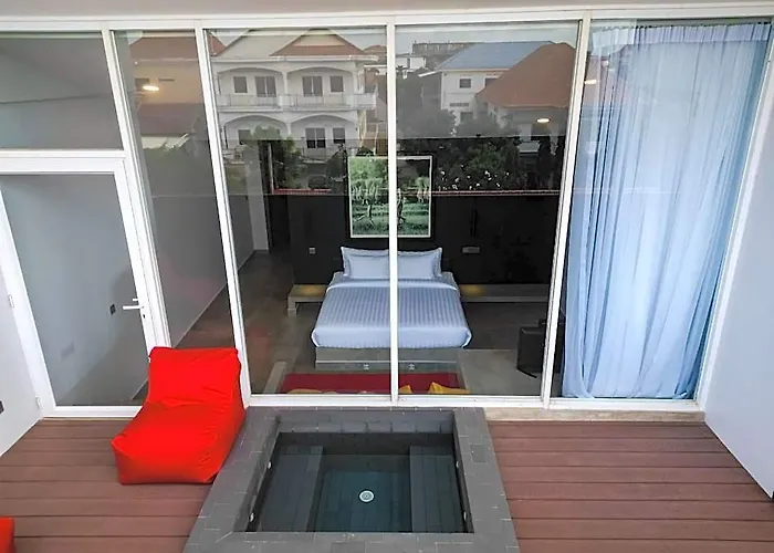 Cozy Boutique City-centre Hotel 4*